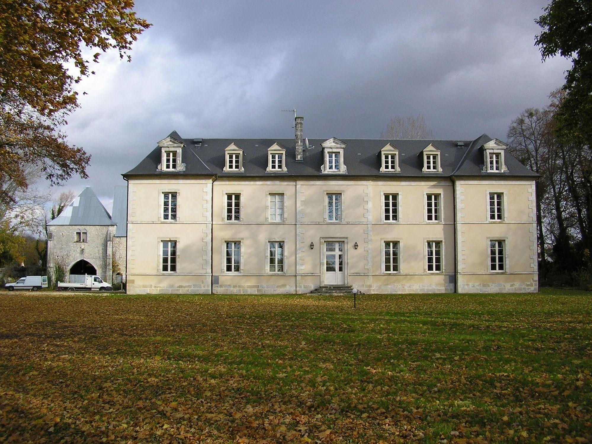 Chateau De Lazenay - Residence Hoteliere Bourges Eksteriør billede